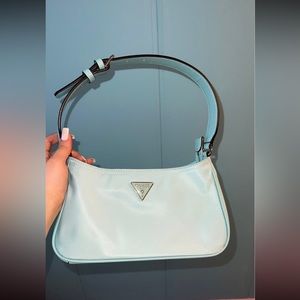 Guess Little Bay Shoulder Bag